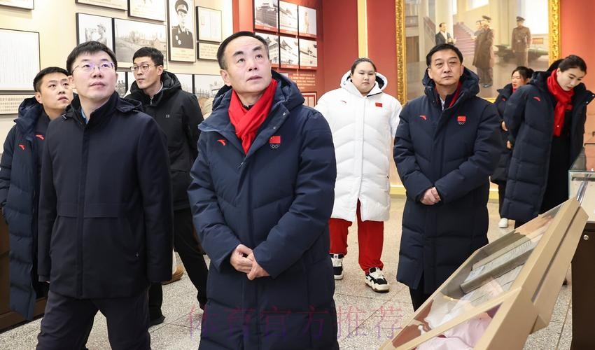 中国国家队公益服务大行动走进哈工程