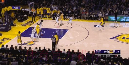 镇守禁区！马威全场6投5中，得到16分8篮板2抢断3盖帽